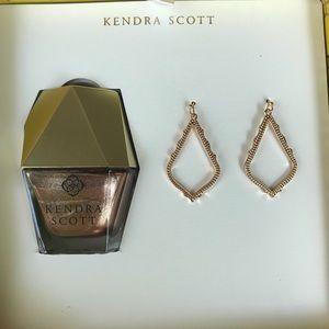 New Kendra Scott Gift Set in Rose Gold